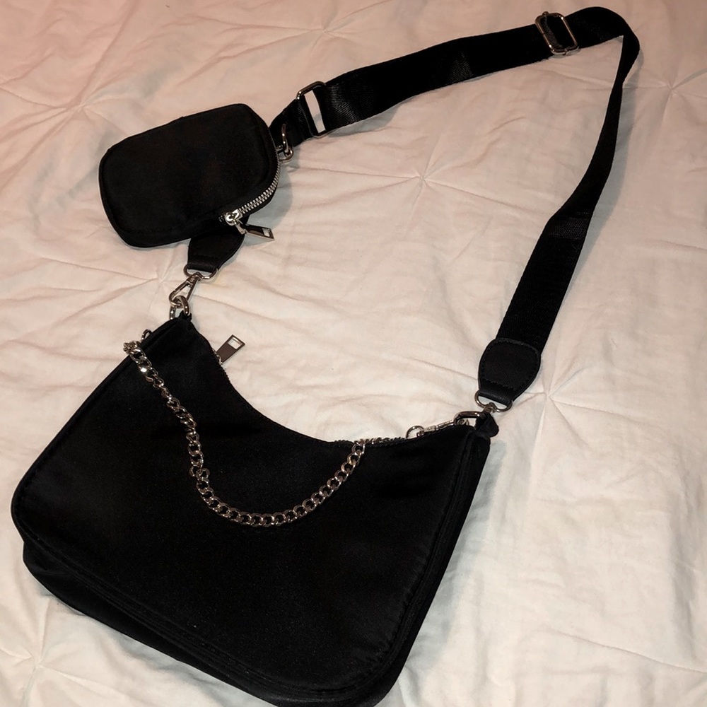 Trendy purse